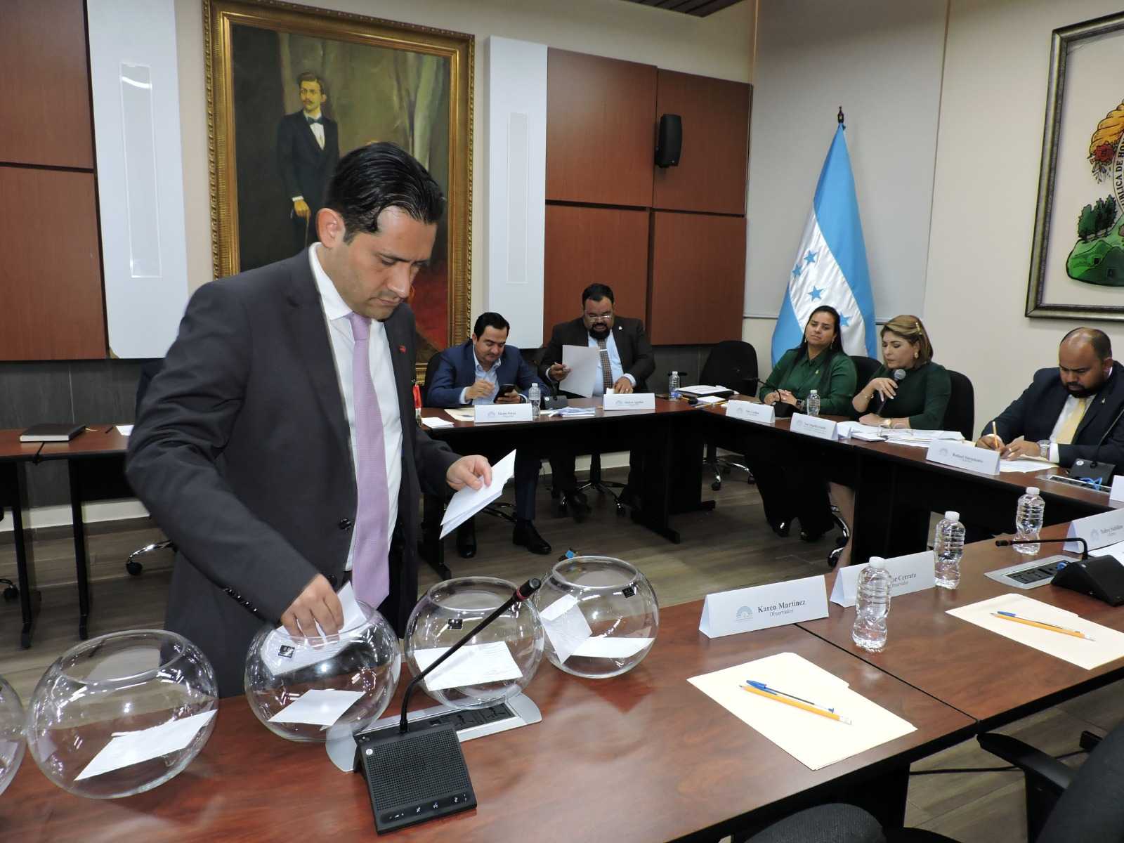 CN finalizó la etapa de audiencias públicas para la elección del fiscal general y adjunto